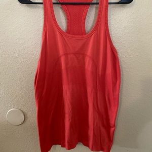 Lululemon tank size 12